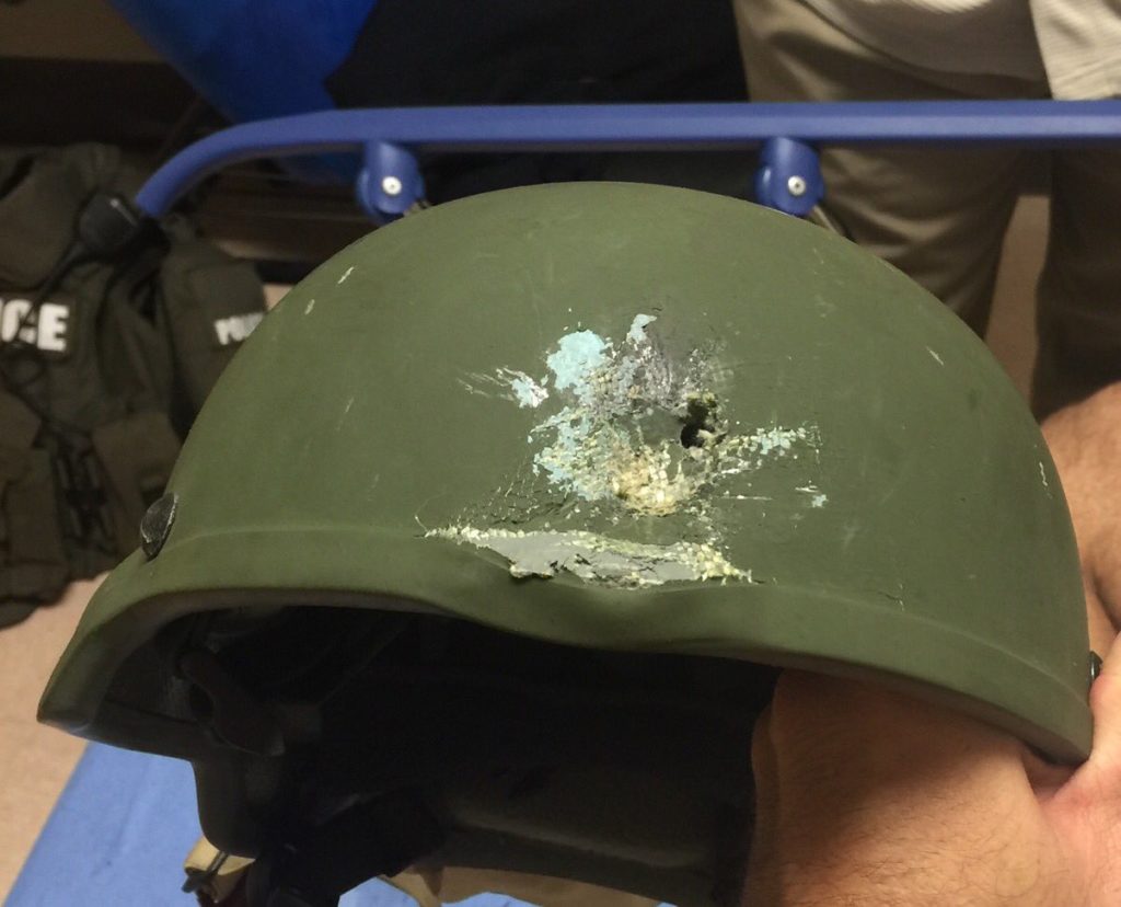 Police_kevlar_helmet,_Orlando